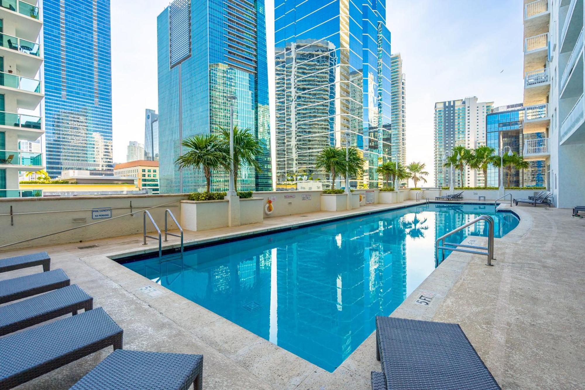 マイアミLux 2B/2B Brickell - Free Parkingアパートメント エクステリア 写真